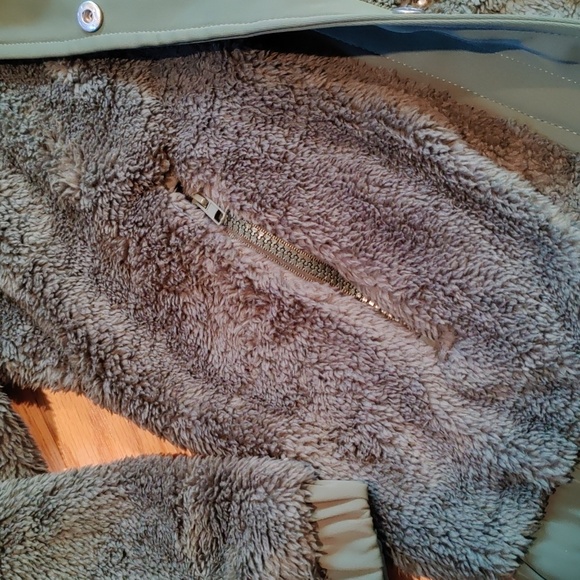 Green Fleece Jacket, NWOT - Picture 5 of 10